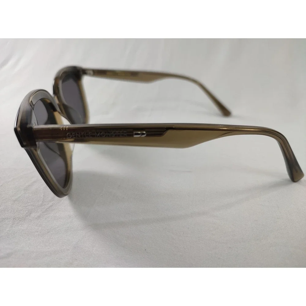 Gentle Monster LIBE KC1 Sunglasses Translucent Khaki Grey Square Flatba Frame‎
